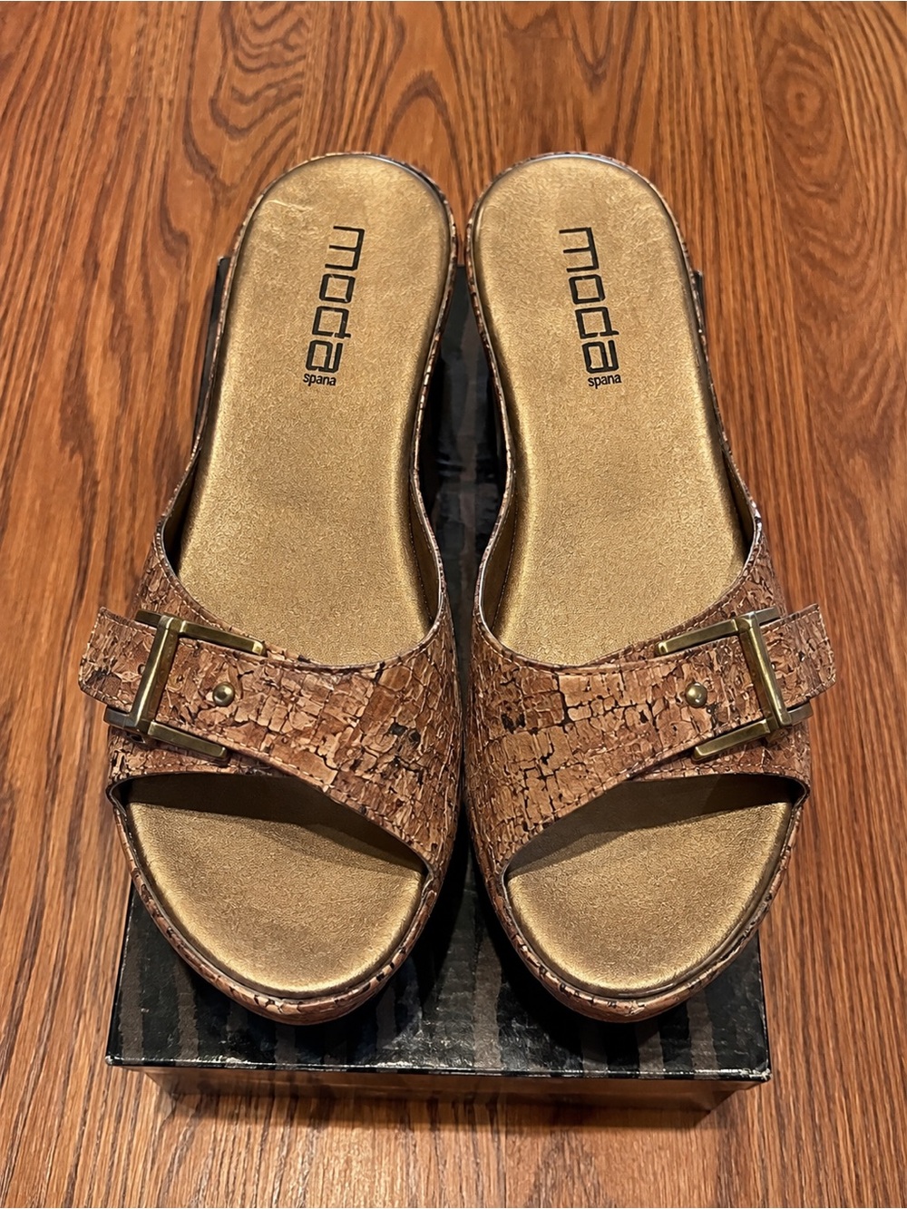 NIB Moda Tan/Cork Platform Sandals, Size 8